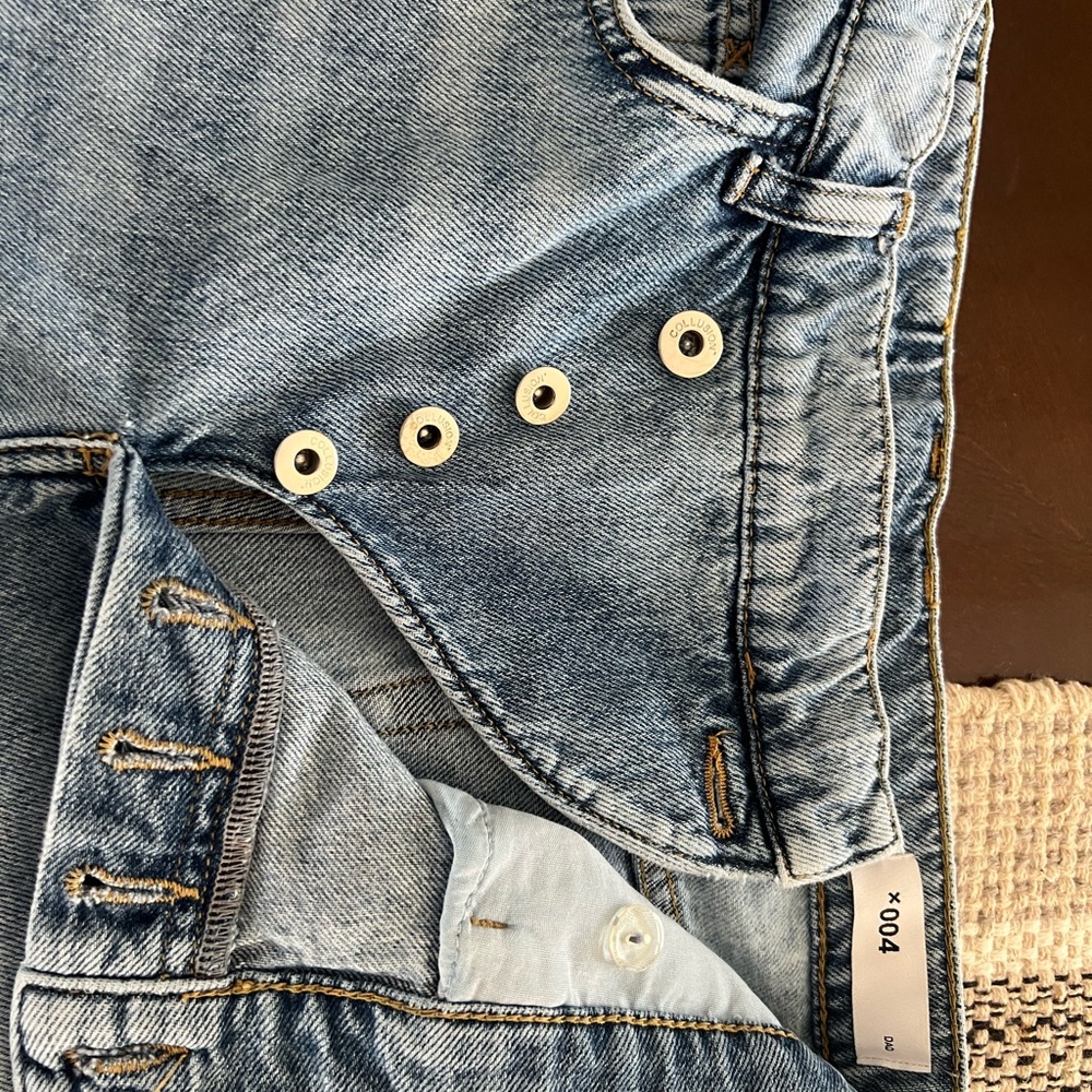 ASOS Petite High Rise Light Blue Jeans - Picture 4 of 9